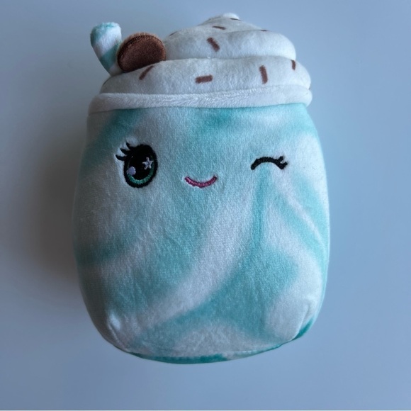 Squishmallow Mystery Squad Drink Scented Mint Chip 5” - Picture 1 of 6